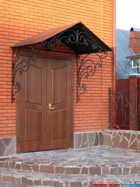 Входная дверь