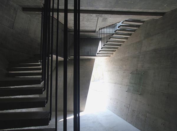 sunset-chapel-by-bnkr-03