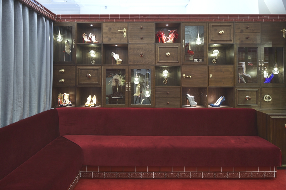 luxury-interior-designer-lee-broom-05