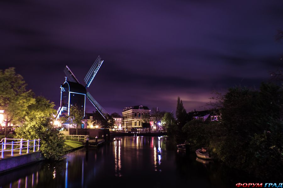 night-time-in-leiden-377