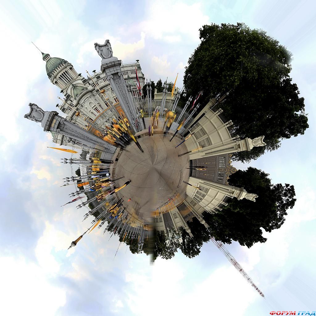planet-pano1-417