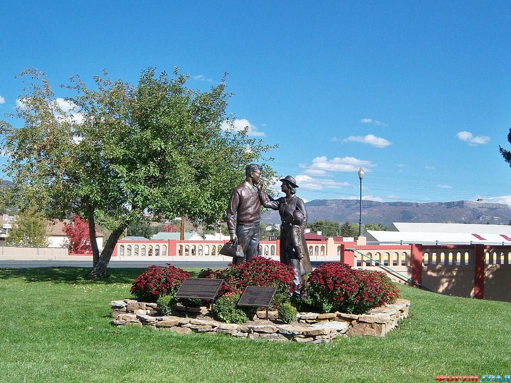 ripley-park-monument-447