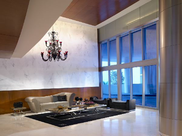 Lavish Property in a 50-Storey Glass Tower in South Florida