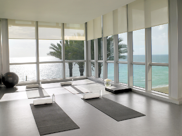 Lavish Property in a 50-Storey Glass Tower in South Florida