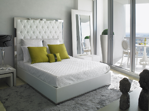 Lavish Property in a 50-Storey Glass Tower in South Florida