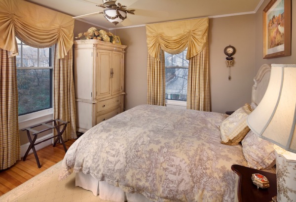 adding-space-to-bedroom-04