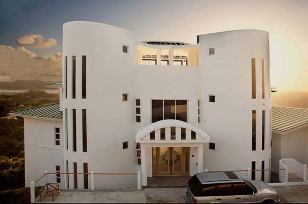 Amazing rental villa in the Caribbean featuring exceptional panoramas