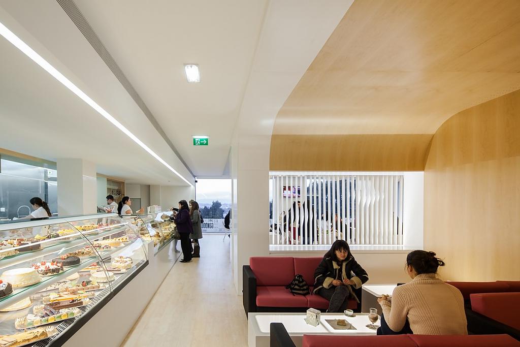 BAKERY in Porto by Paulo Merlini Architecture