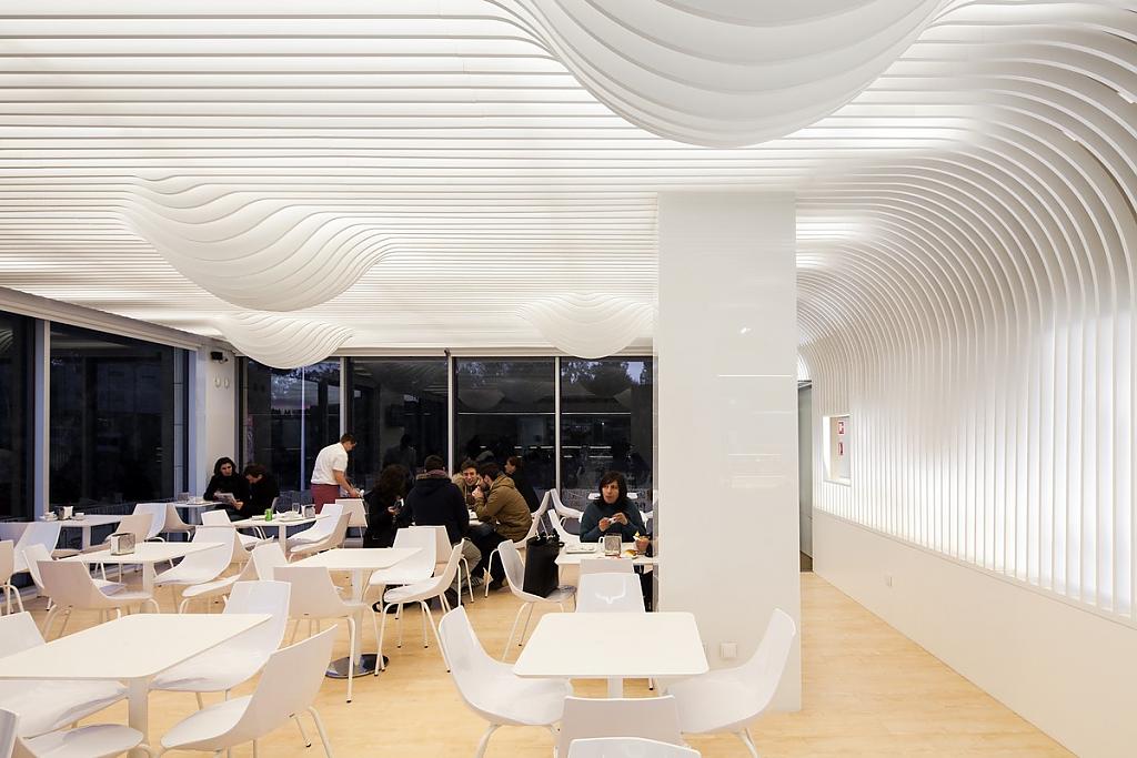 BAKERY in Porto by Paulo Merlini Architecture