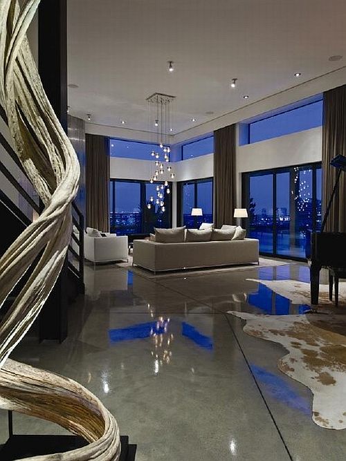 Bird Street apartment: Exceptional and luxurious residence in Los Angeles