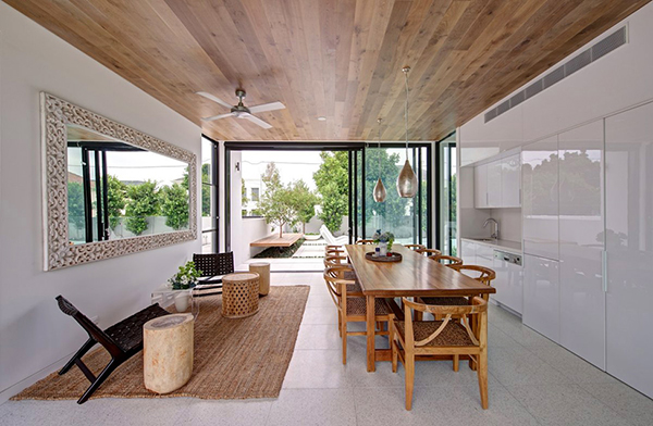 Modern Brighton Escape Exudes Tranquility  Has Artistic Exuberance