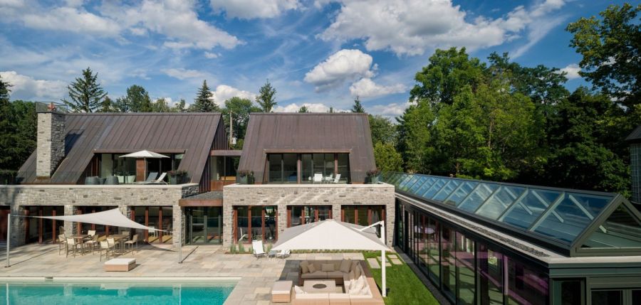 Canadian Home Modern Guest House And Spa