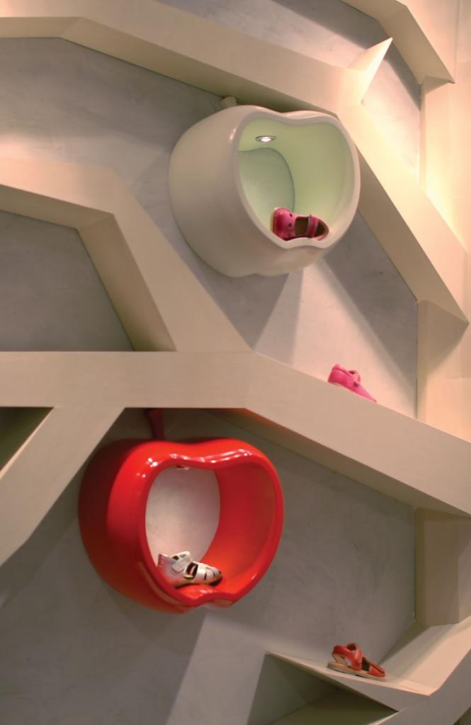 children-shoe boutique