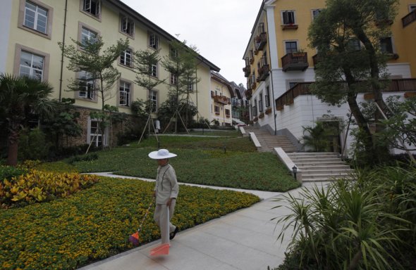 China Creates Replica of an Entire Austrian Village HallStatt