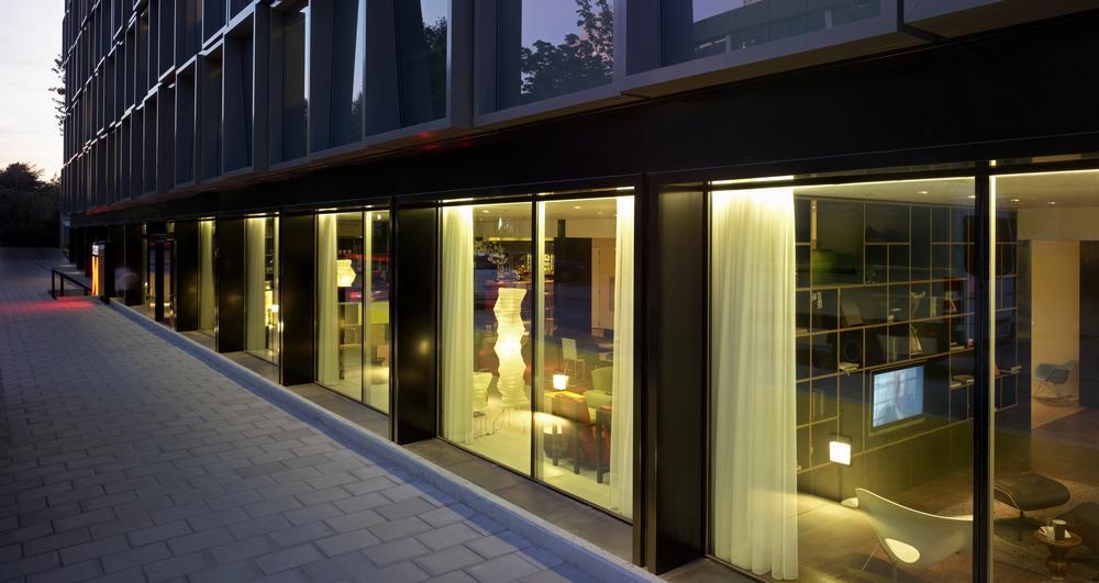 citizenM Hotel by Concrete Architectural Associates, Amsterdam