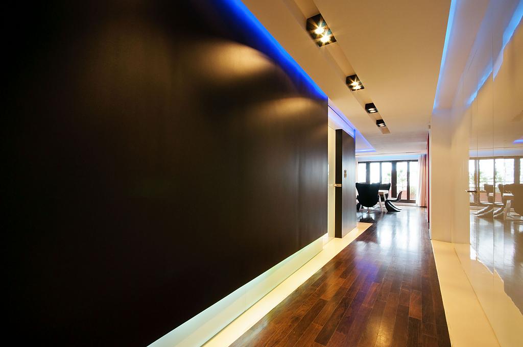 City Center Apartment by HOLA