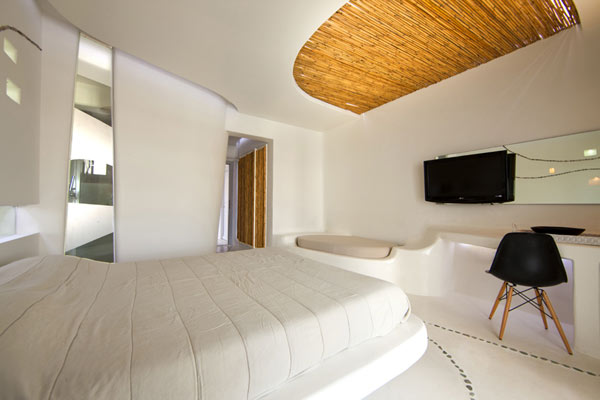 Cocoon Suite at Hotel Andronikos Brings Aesthetics