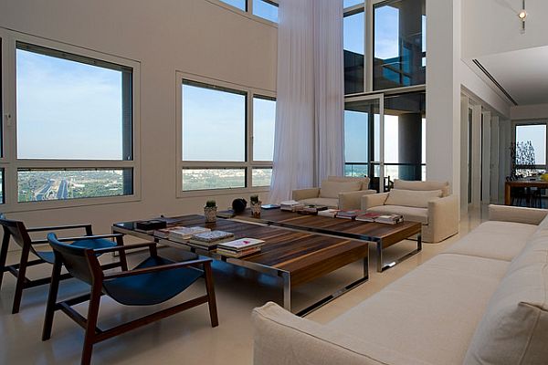 Coffee Table Decor For the De-Caffeinated Home Owner