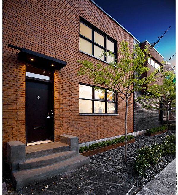 Former Industrial Building Becomes a Contemporary Home (U-House)