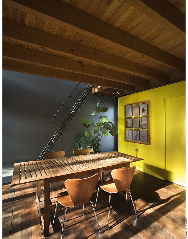 Former Industrial Building Becomes a Contemporary Home (U-House)