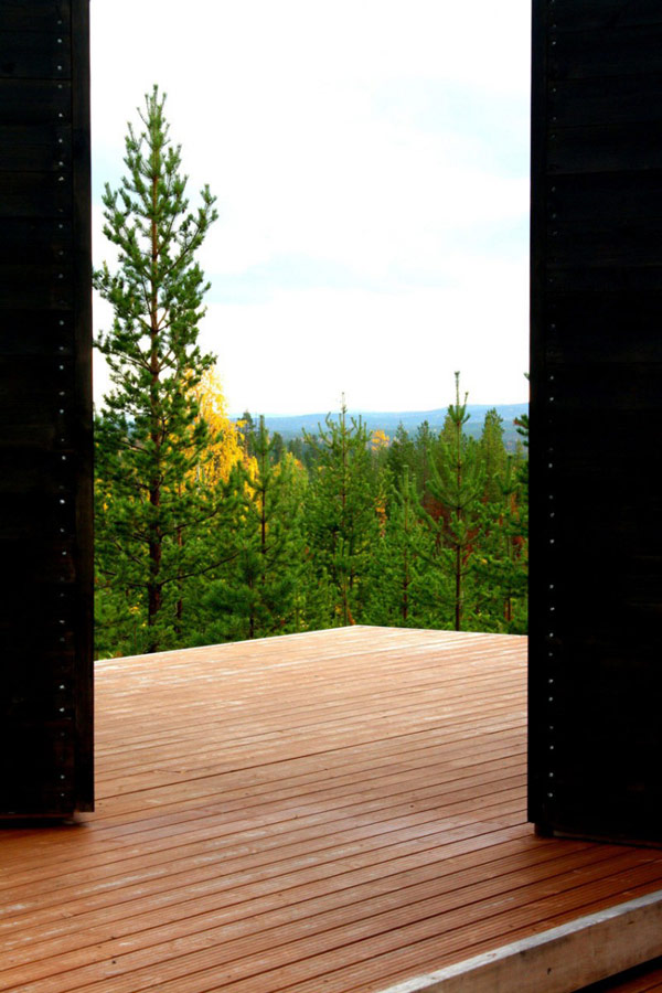 Creative Wooden Hideaway in Lapland