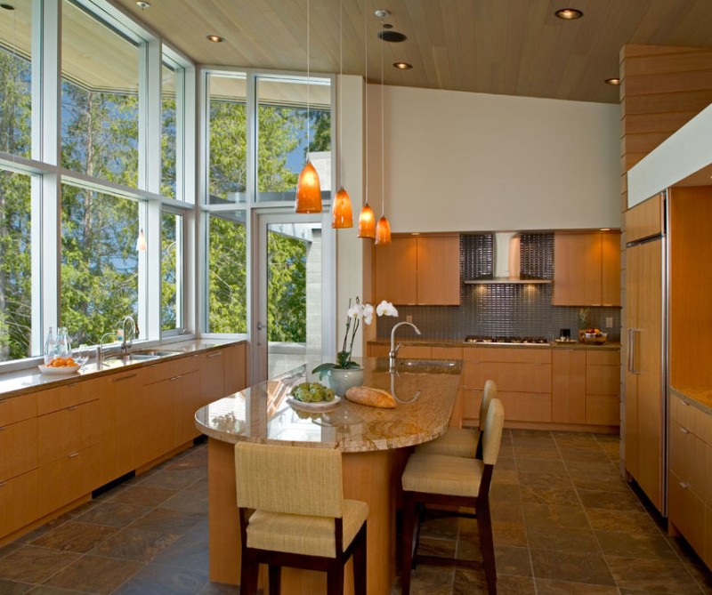 Displaying Earthy Nuances