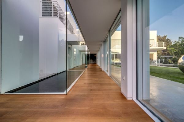 Extravagant Family Home