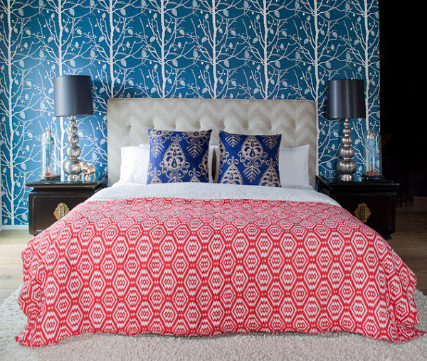 Eye-Catching Wallpapered Rooms