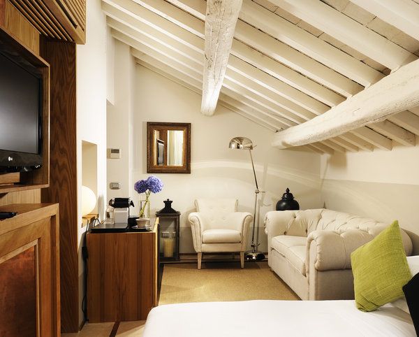 Enjoy Fashion, Luxury and History in Rome
