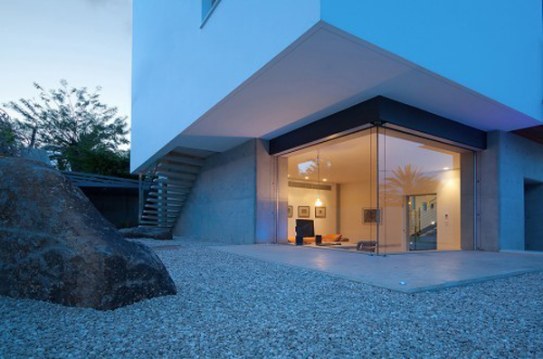 Framed And Frameless Panoramic Views