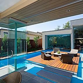 Gorgeous Contemporary Home Inspired By The Summer