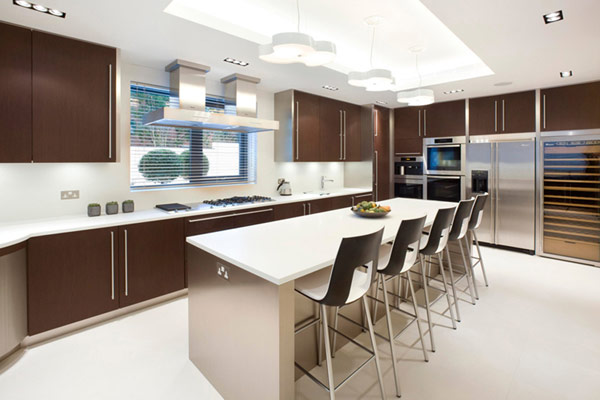 Contemporary, Luxurious Interiors at Grange View Residence in UK