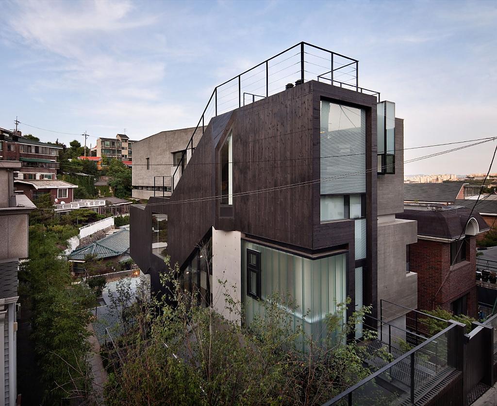 H-House by BANG by MIN