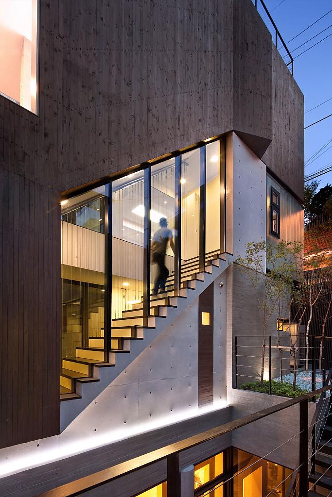 H-House by BANG by MIN