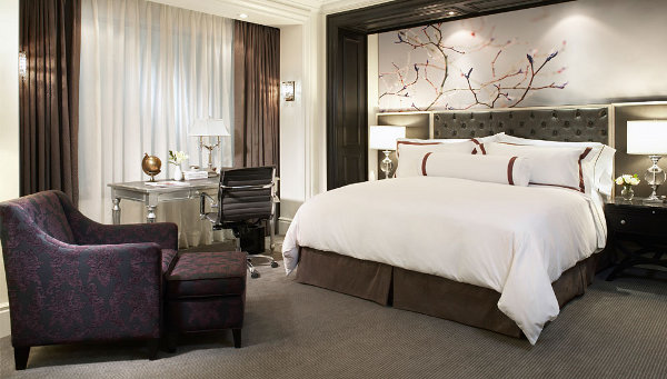 Marvellous High-Rise Hotel in Toronto