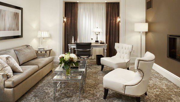 Marvellous High-Rise Hotel in Toronto