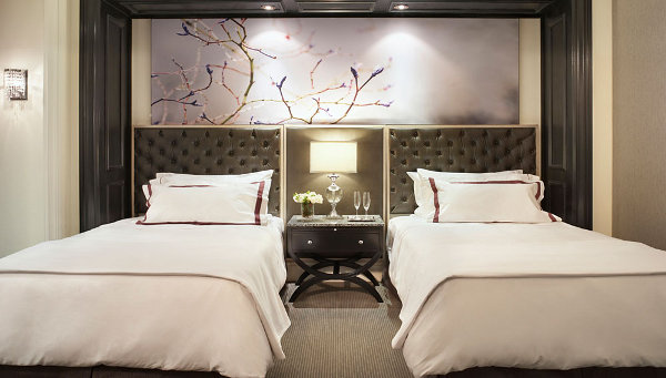 Marvellous High-Rise Hotel in Toronto