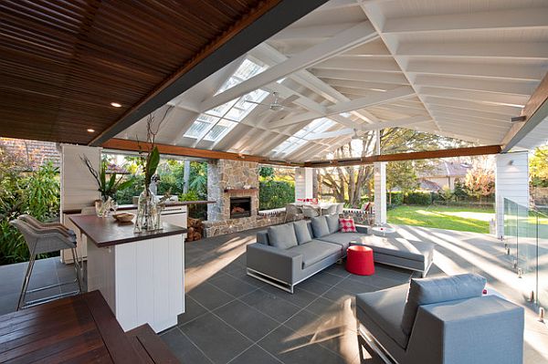 Hosting an Outdoor Party in Autumn