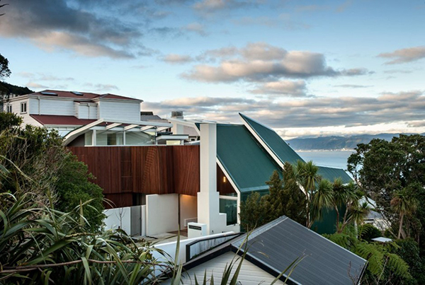 Contemporary House Overlooking The Botanical Gardens