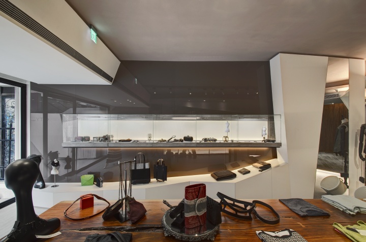 KATY HAS A LOFT