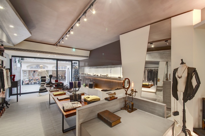 KATY HAS A LOFT