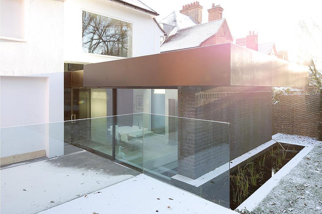 Line House in London