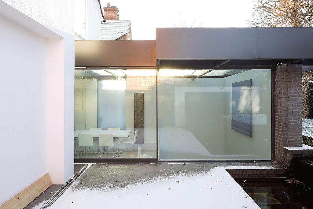 Line House in London