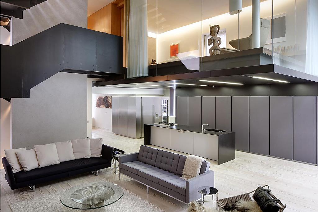 Line House in London