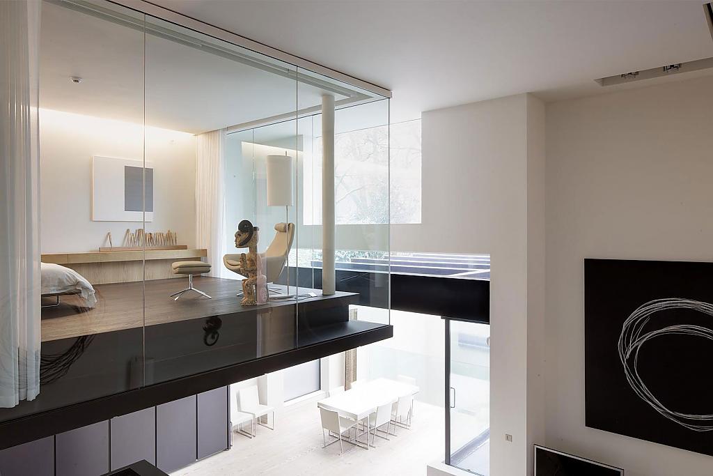 Line House in London