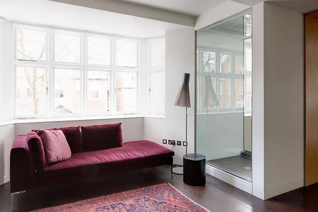 Line House in London