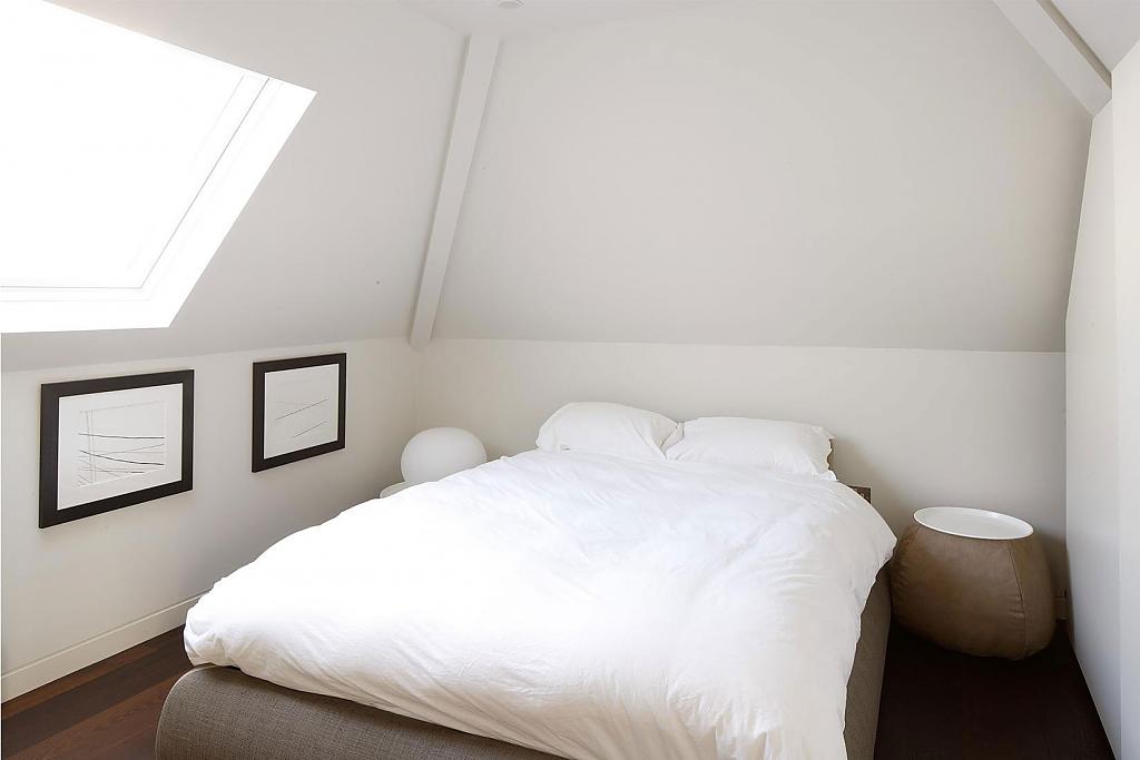 Line House in London