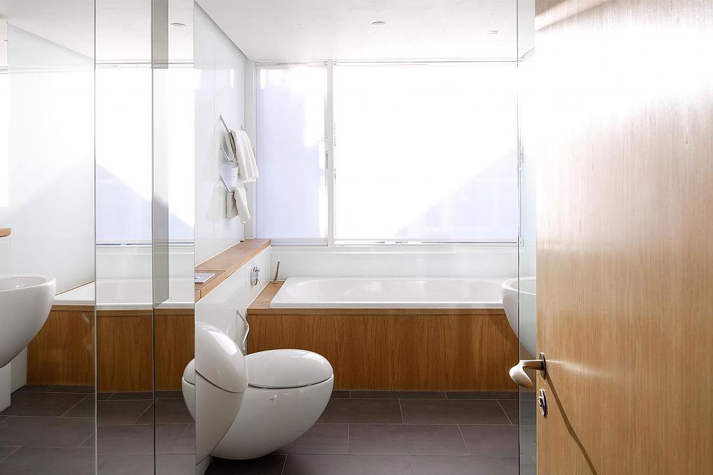 Line House in London