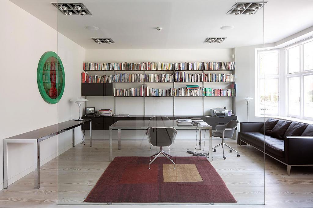 Line House in London