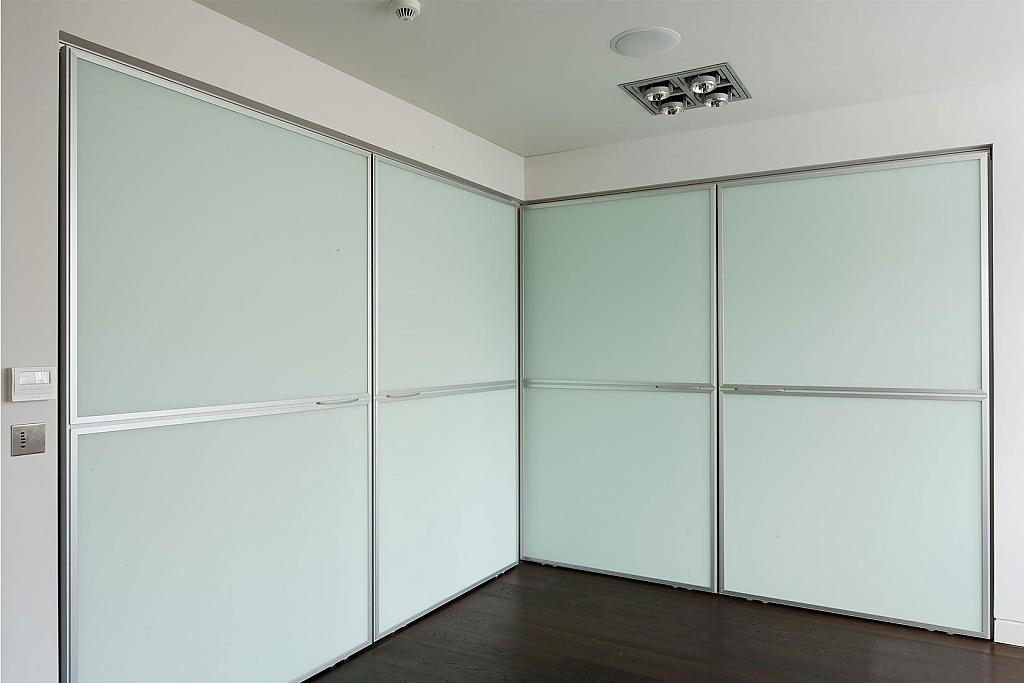 Line House in London